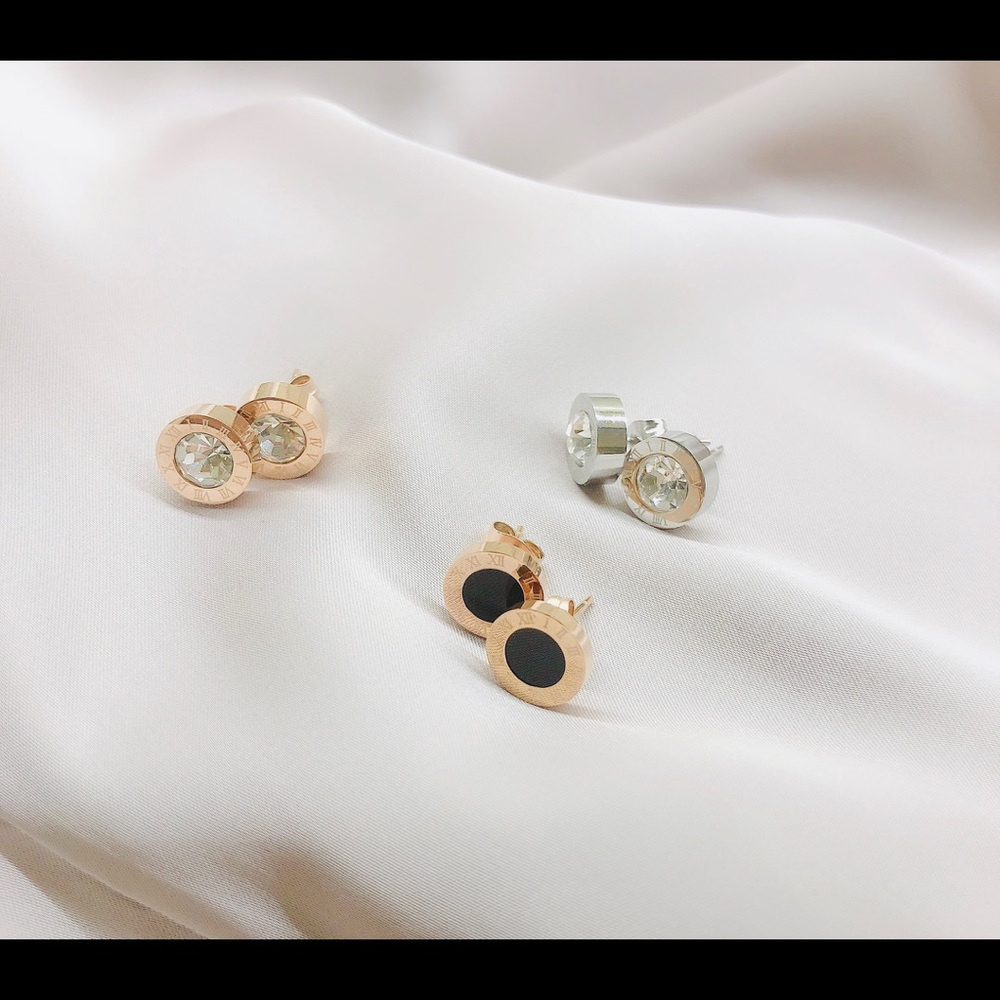 High quality stainless steel stud earrings - Picture 2 of 12